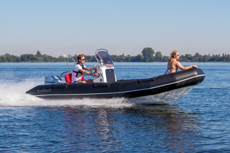 bombard-sunrider-550-rib-honda-60pk-rubberboot-aalsmeer (34)