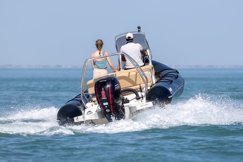 Bombard_Sunrider_700_oléron (30)