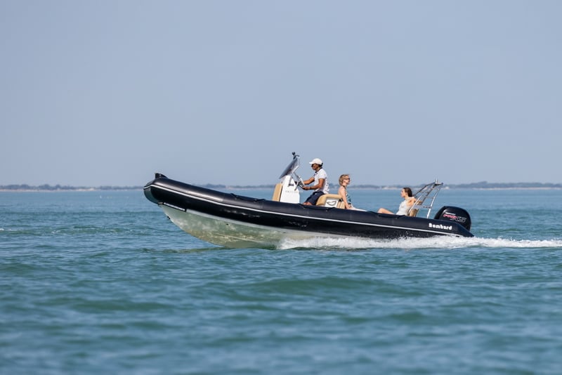 Bombard_Sunrider_700_oléron (34)