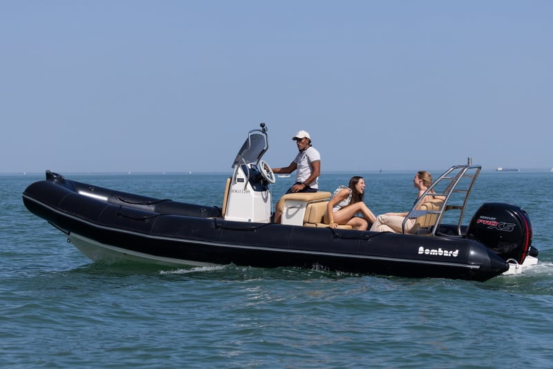 Bombard_Sunrider_700_oléron (42)