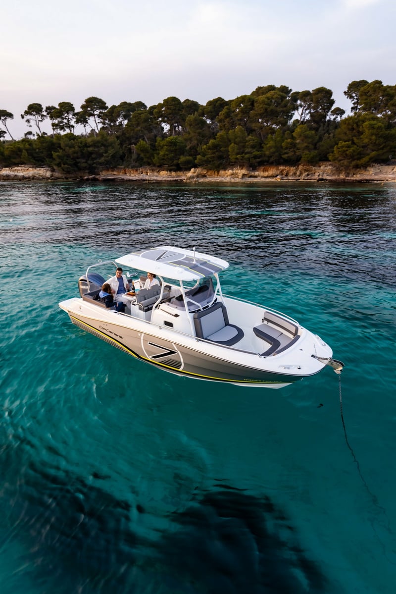 Jeanneau Cap Camarat 7.5 CC Serie3 Kalastukseen varusteltu