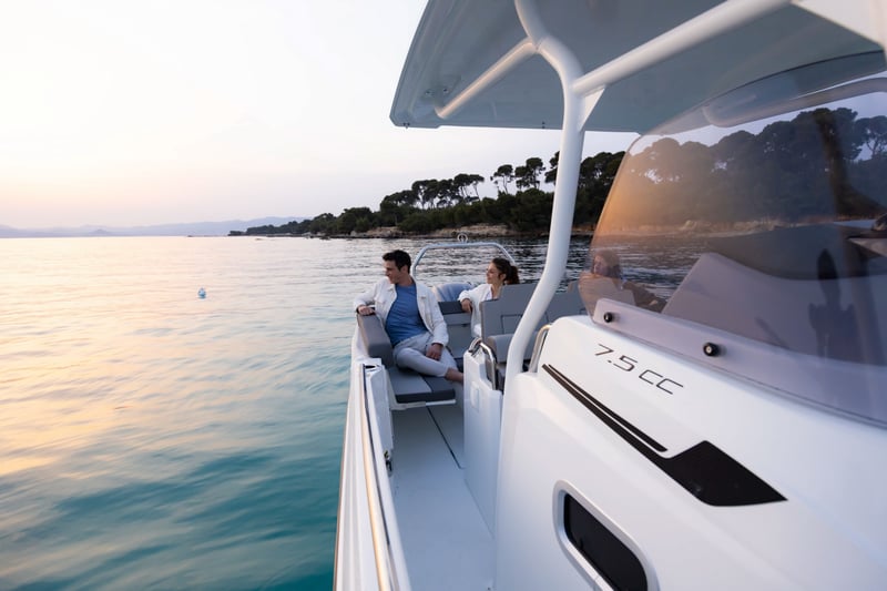 Jeanneau Cap Camarat 7.5 CC Serie3 sivukansi