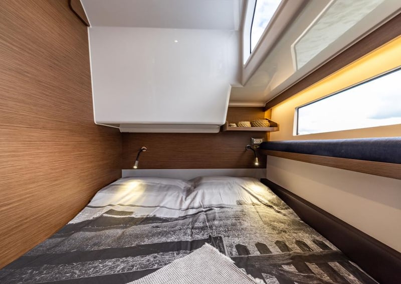delphia11-lounge-ext19