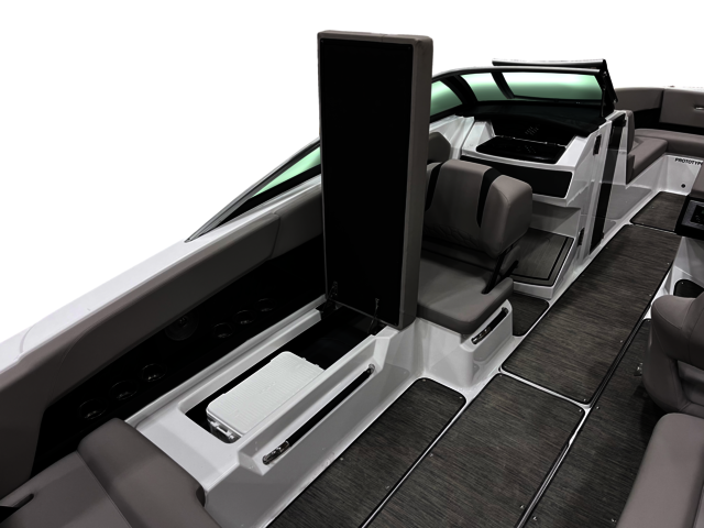 Four Winns H6 Cockpit Storage 2
