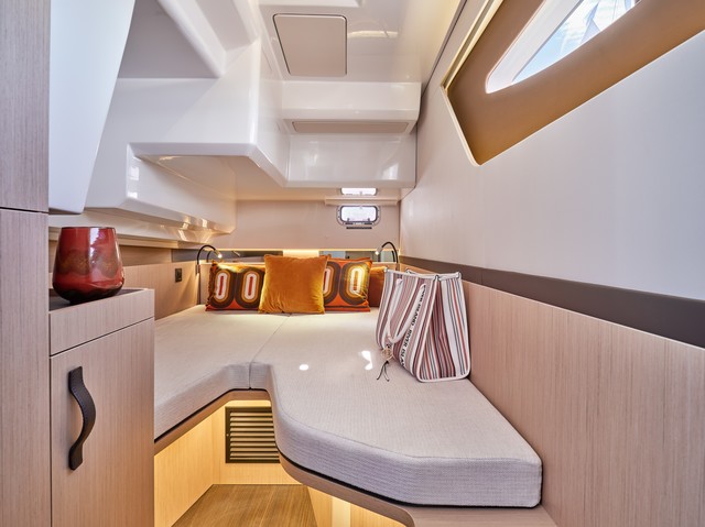 TH36 Interior Starboard Cabin 6MB NicolasClaris
