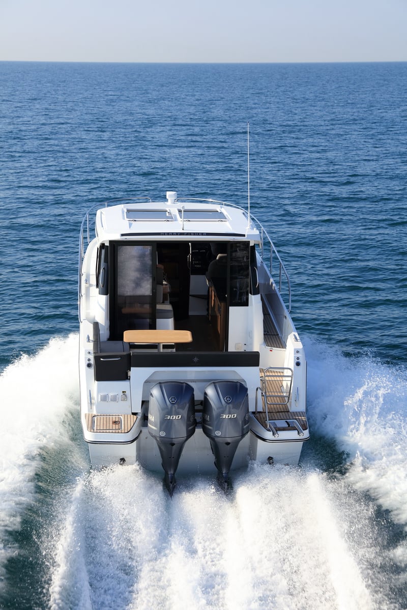 Merry Fisher 1095 Coupe - Mercury outboard engines
