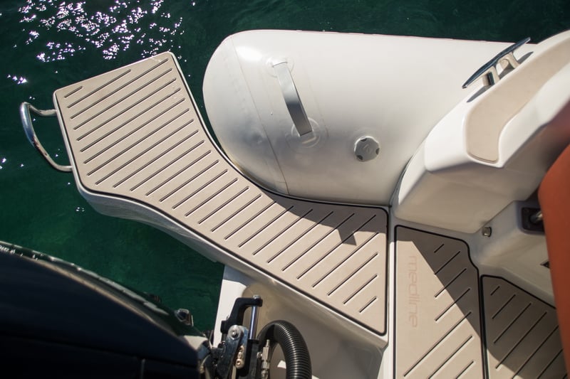 Zodiac-Medline9-white-sainttropez (27)